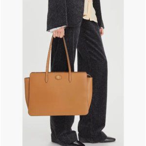 NWT Tory Burch Robinson Tote
